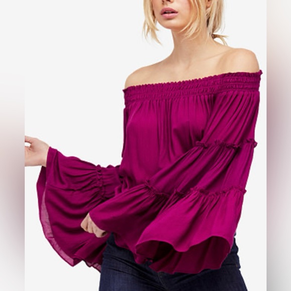 Free People Tops - 🌺free people off the shoulder bell sleeve top🌺